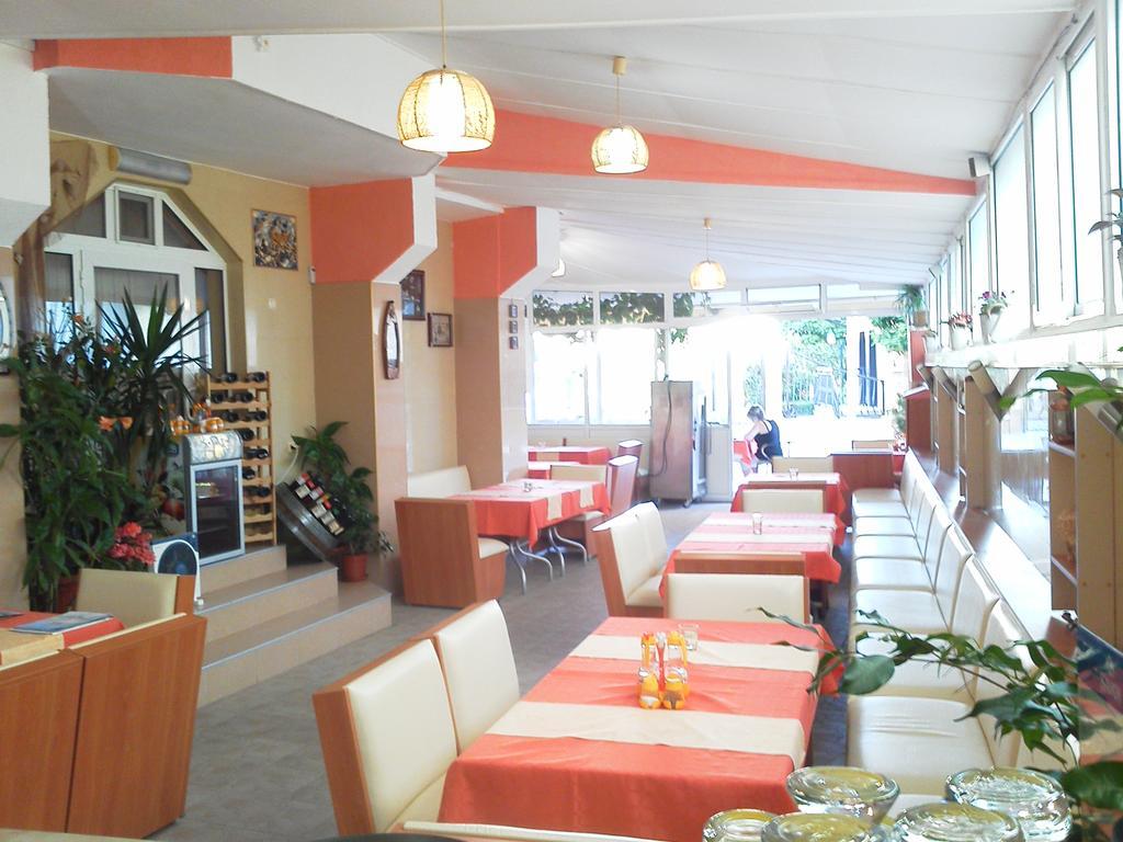 Krasi Hotel Ravda Exterior foto